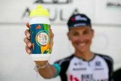 Water Bottle - Fundación Esteban Chaves - Tacx Shiva Biodegradable 500ml -Cykeltilbehør Butik 9W7A3816